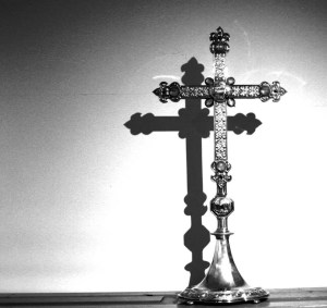 Silver, moonstone and amethyst cross designed for Radley College by George Sedding, 1910